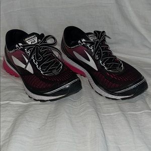 Brooks Ghost 10 Women’s Running Shoes